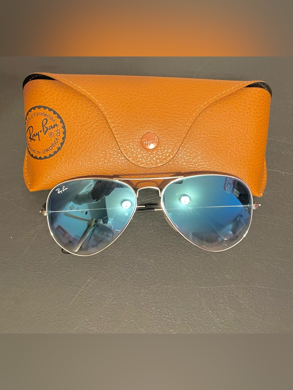 Ray-Ban Aviator Gradient Sunglasses Silver Frame Blue Lenses RB3025 w/ Case